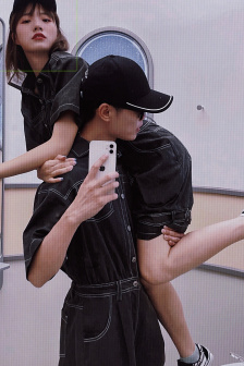 她是我的女朋友电影免费观看